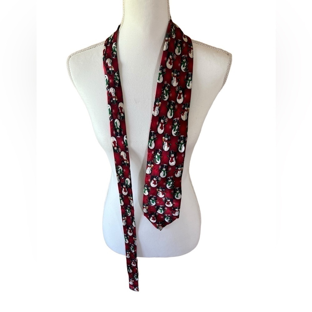 Hallmark Yule Greetings Red Christmas Snowman‎ Tie